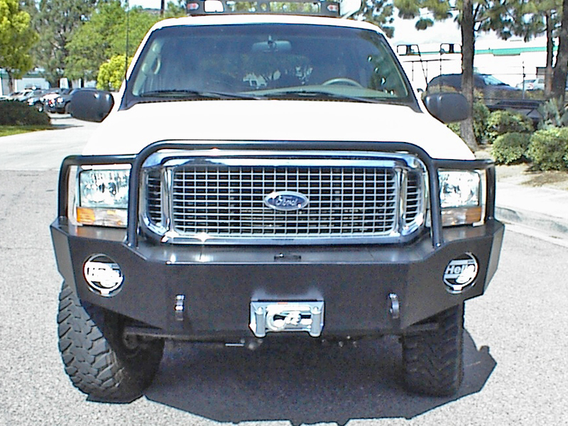 Alluminatis Ford Excursion 1995-2005 Front Winch Bumper